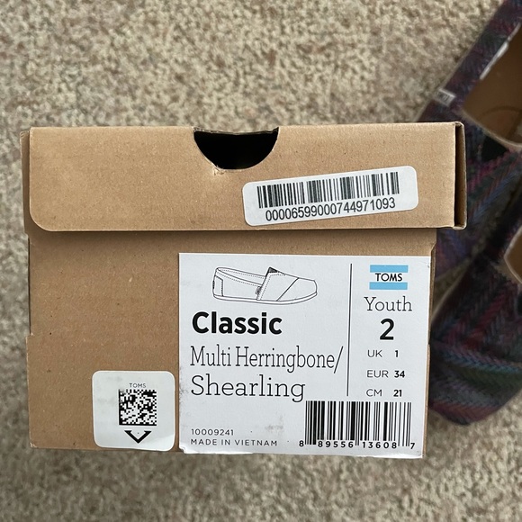 TOMS Youth 2  Girls Slip-On Herringbone Shearling - Picture 3 of 3